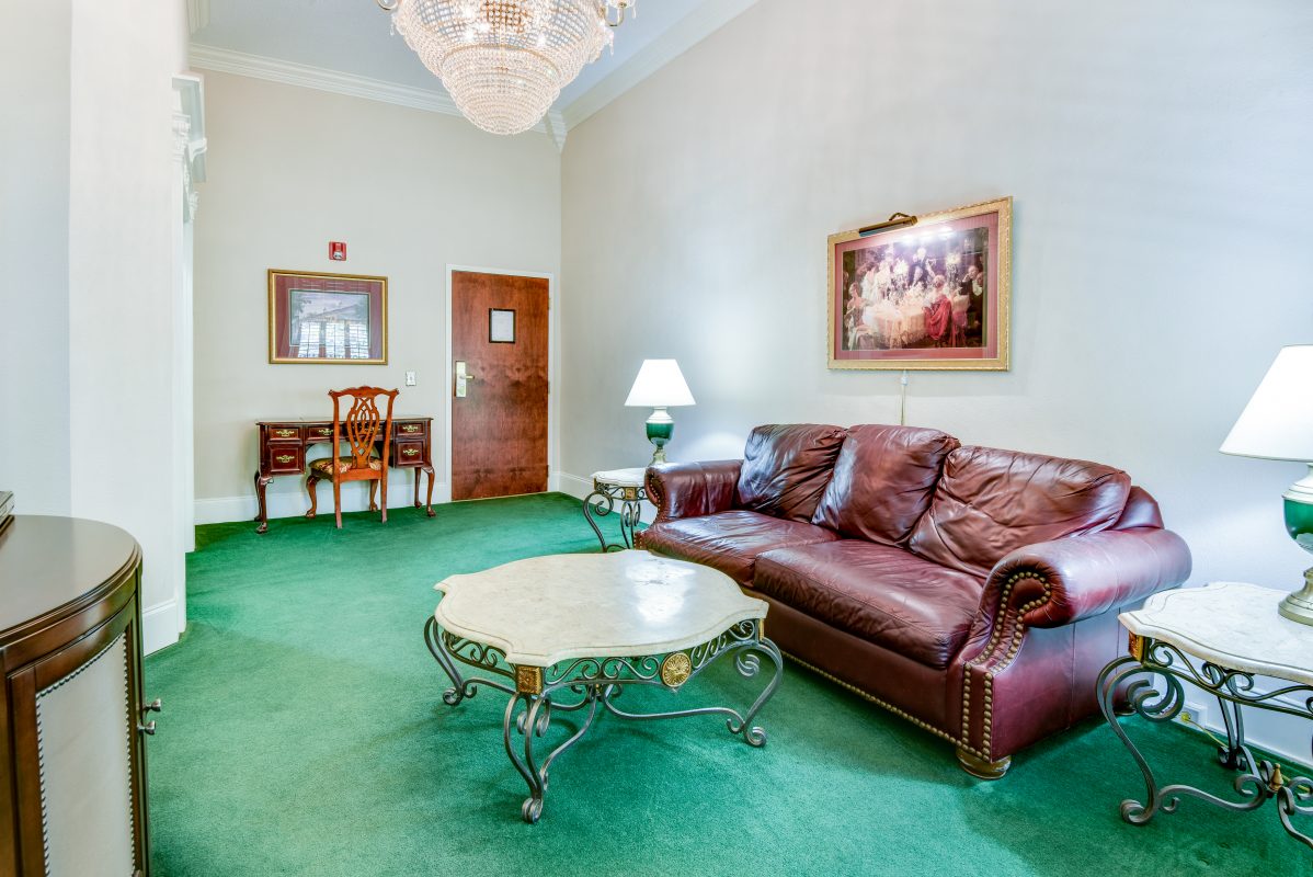 New Orleans Hotel Plaza Suite Resort img-36